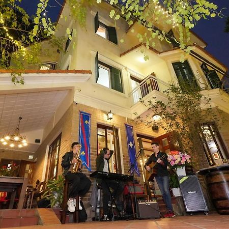 Musketeers Guest House Hanói Exterior foto